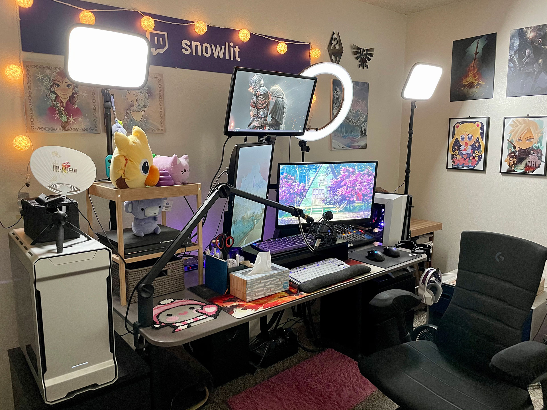 Snowlit Workstation